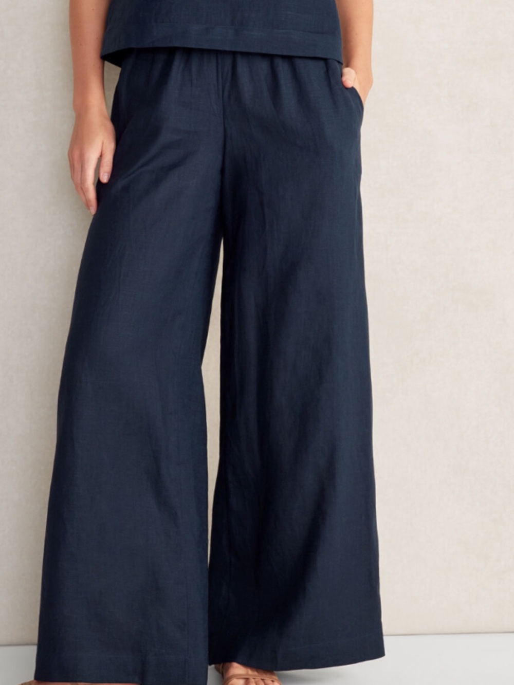 Talbots navy tie waist 100% linen pants medium
